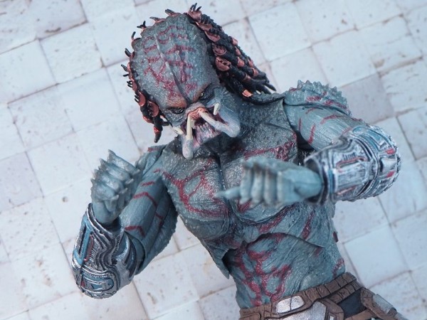 NECA アーマード アサシン・プレデター レビュー : おもちゃの巣