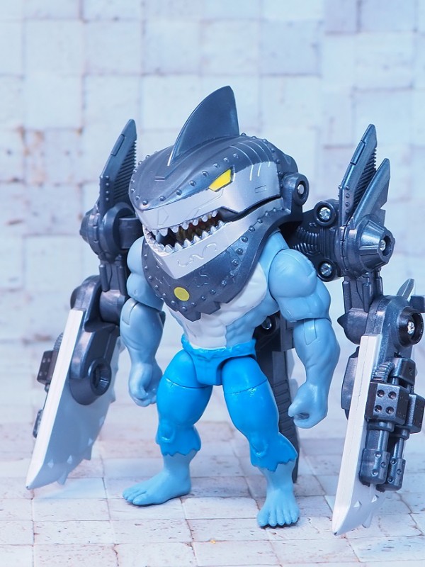 スピンマスター キングシャーク メガ・ギア レビュー : おもちゃの巣