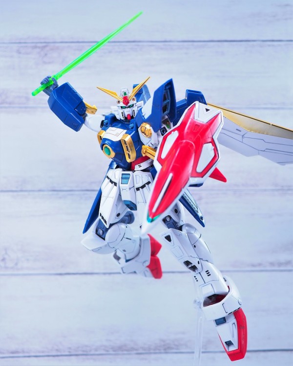 HG 1/100 ウイングガンダム レビュー : おもちゃの巣（玩具レビュー）