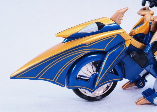 仮面ライダー龍騎 ポピニカ 疾風の翼 ダークレイダー ポピニカ 疾風の翼 ダークレイダー レビュー : おもちゃの巣