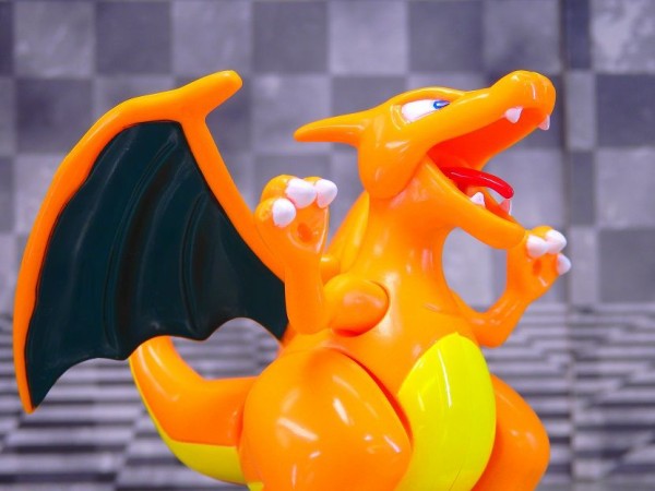 トミー プラモン リザードン レビュー : おもちゃの巣（玩具レビュー）