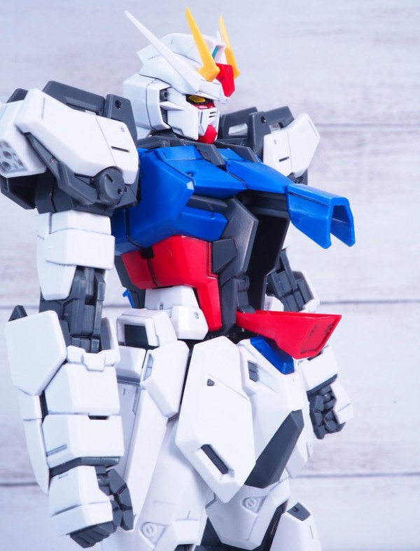 MG ライトニングストライクガンダム Ver.RM レビュー : おもちゃ
