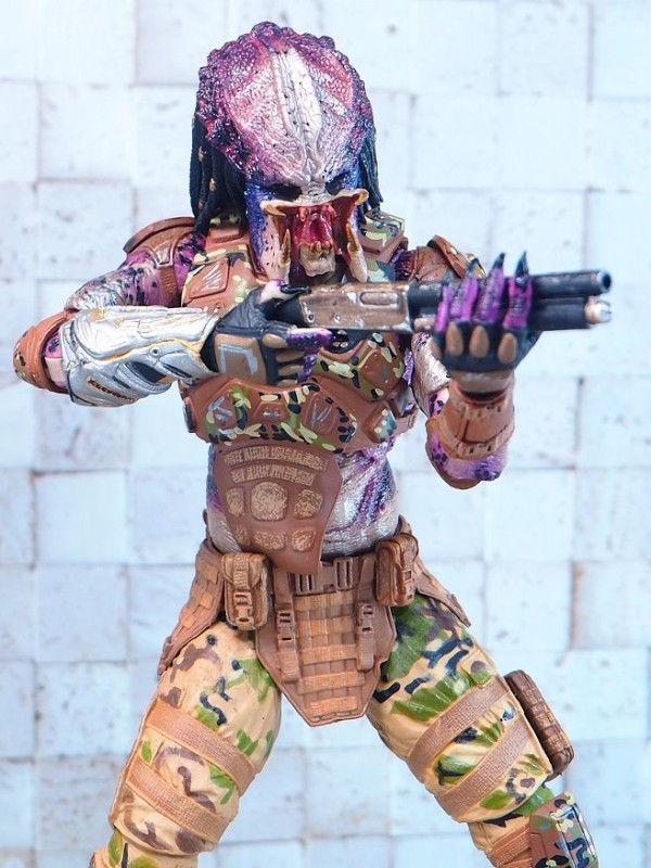 NECA エミッサリープレデター#1 レビュー : おもちゃの巣（玩具