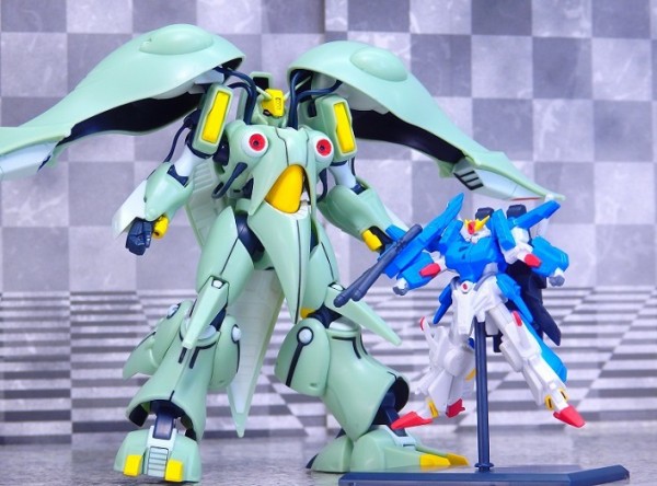 ガンダムコレクション 1/400 クィンマンサ レビュー : おもちゃの巣