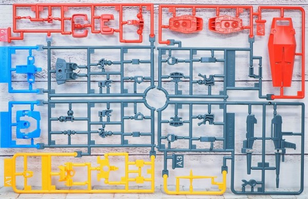 EG RX-78-2 ガンダム (フルウェポンセット) レビュー : おもちゃの巣