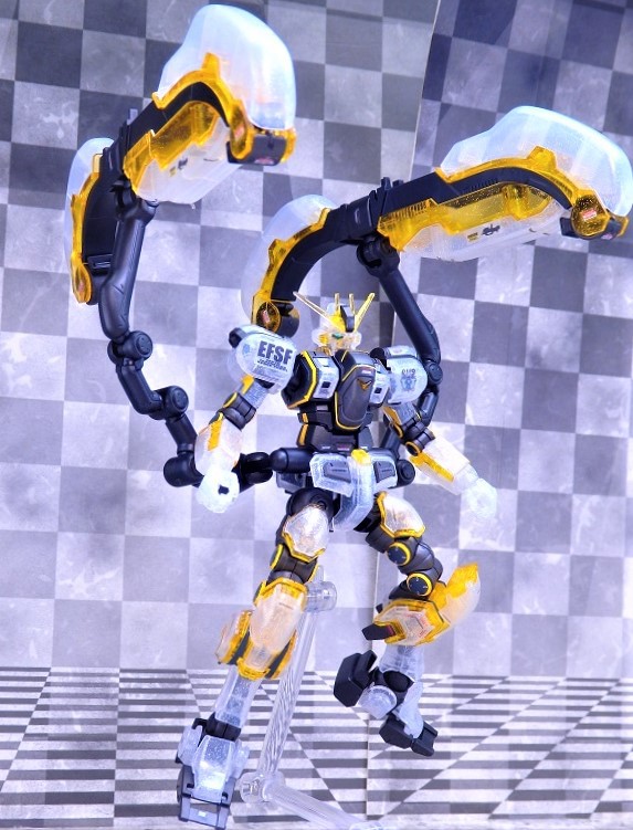 ガンプラ HG アトラスガンダム 劇場限定リミテッドクリアバージョン Amazon | HG1/144 アトラスガンダム(GUNDAM THUNDERBOLT Ver