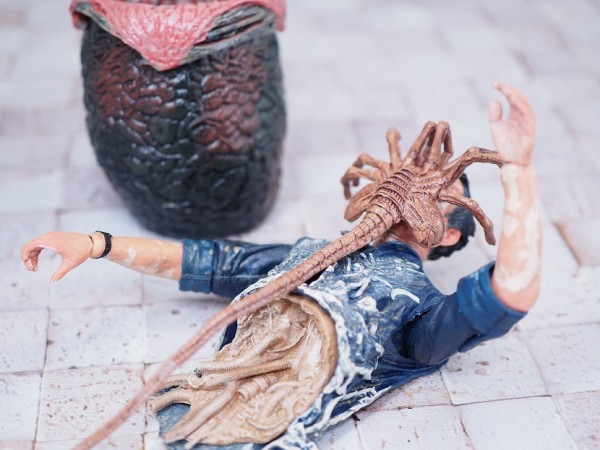 NECA エイリアン2 ビショップ クイーンアタックバージョン