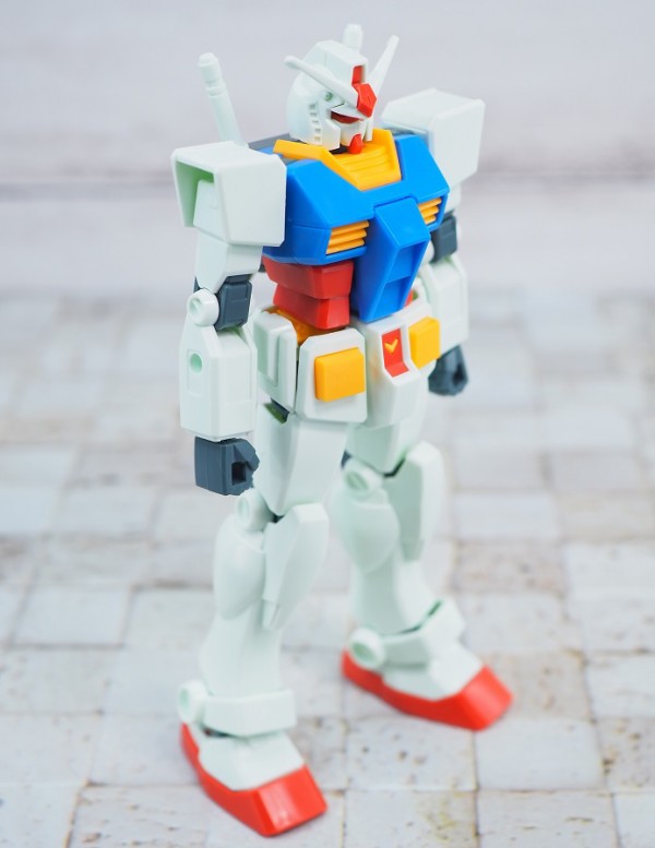 EG RX-78-2 ガンダム (フルウェポンセット) レビュー : おもちゃ