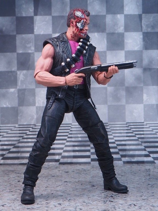 世界限定750個】ターミネーター2 プラズマライフルハーフスケール 世界