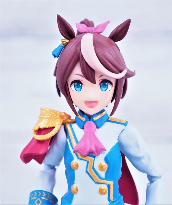 トウカイテイオー フィギュア 交換用顔パーツ付き トウカイテイオー フィギュア 交換用顔パーツ付き Amazon.co.jp