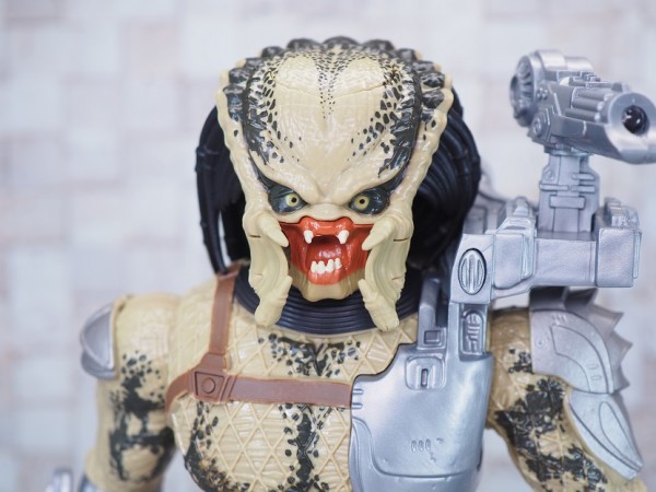 ラナード ジャイアントプレデター レビュー : おもちゃの巣（玩具