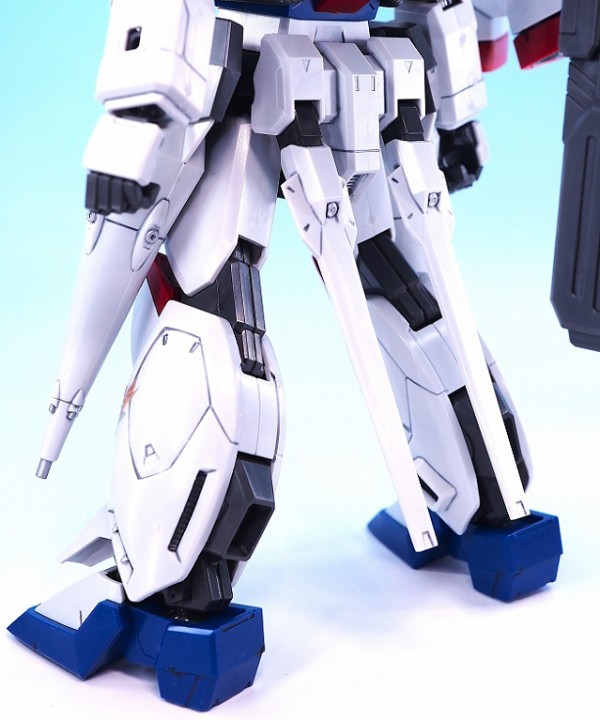 1/100 ニクスプロヴィデンスガンダム レビュー : おもちゃの巣（玩具