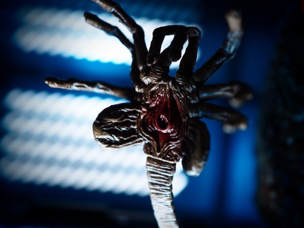 NECA エイリアン シリーズ5 バイセクテッド・ビショップ