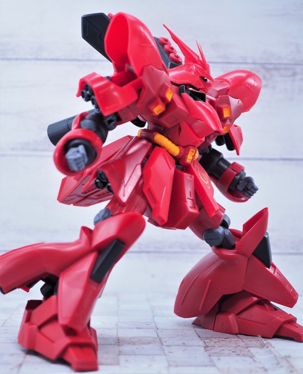 GUNDAM UNIVERSE サザビー レビュー : おもちゃの巣（玩具レビュー）