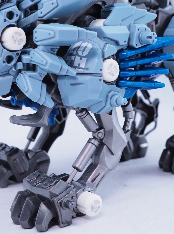 Amazon.co.jp: ZOIDS ゾイド ZWA01 ライジングライガー 40TH 40