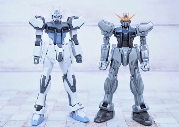 EG ストライクガンダム ディアクティブモード レビュー : おもちゃの巣（玩具レビュー）