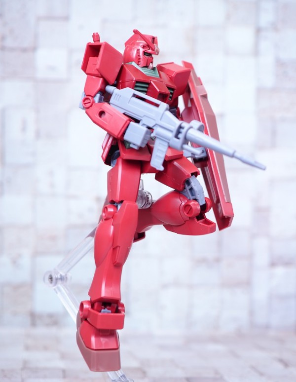 ガンプラ入りラウンドBOX EG RX-78-2 ガンダム クリスマスカラー