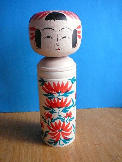 こけし2本（盛美津雄工人、井上ゆき子工人）