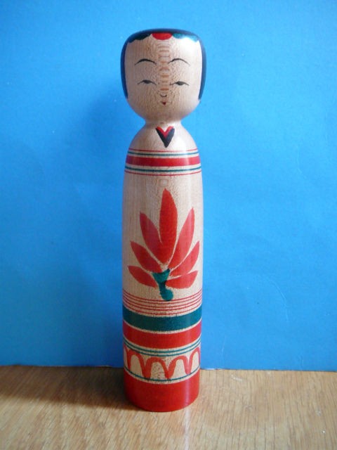 巨大な木地山こけし こけし－木地山 | 人形ミュージアム