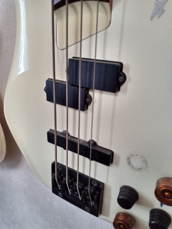 Ibanez SR-600 (1990) : HOTELAdriano