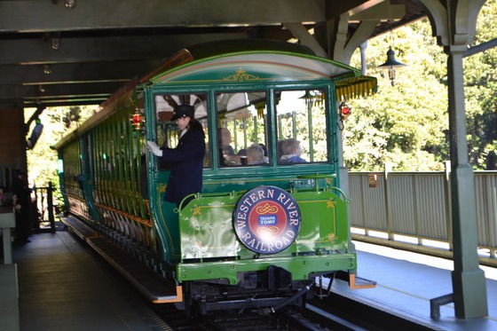 鉄道模型 東京ディズニーランド コロラド 客車 東京ディズニーランド ウェスタンリバー鉄道 客車 （鉄道模型