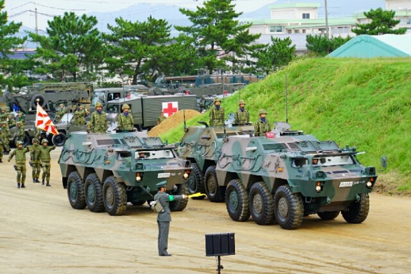 陸上自衛隊中部方面隊創隊56周年記念行事 16 10 9 すーさんの艦活日記