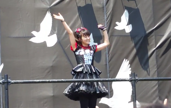 動画 煽りシーン Moametal ちゃんと広がって Babymetalの使徒