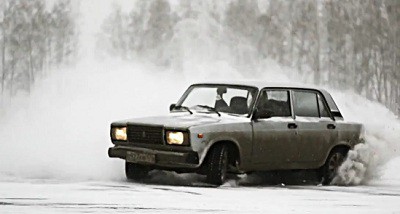 ひゃっほ ぃ雪だぁ Snow Drift ドリフト動画およよやま