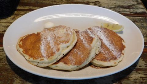 コナズ珈琲 所沢 所沢市のクラシックパンケーキ スイーツプレックス