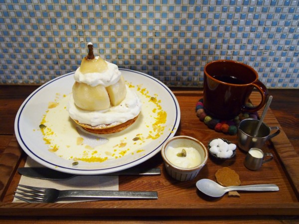 岐阜県多治見 丸ごと１個使用した季節限定 ラ フランスのパンケーキ Cafe Zakka Hinatabocco ヒナタボッコ スイーツハンター月ウサギの食べ日記