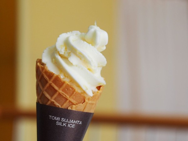 和歌山県でご当地ソフトクリームを堪能！道の駅 白崎海洋公園限定「甘