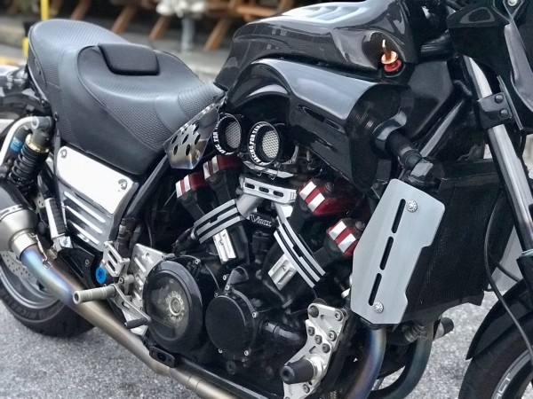 Vmax 1200 コルビン シートを試す Corbin ガンファイター シート : ネジのバイクブログ