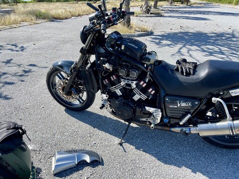YAMAHA Vmax1200用エンジンガードとダミーダクト