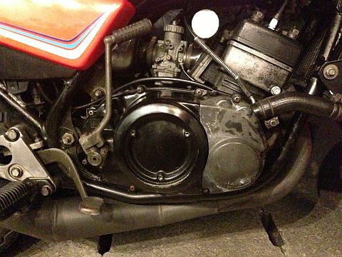 RZ 250 クランクケース カバー 交換 : ネジのバイクブログ