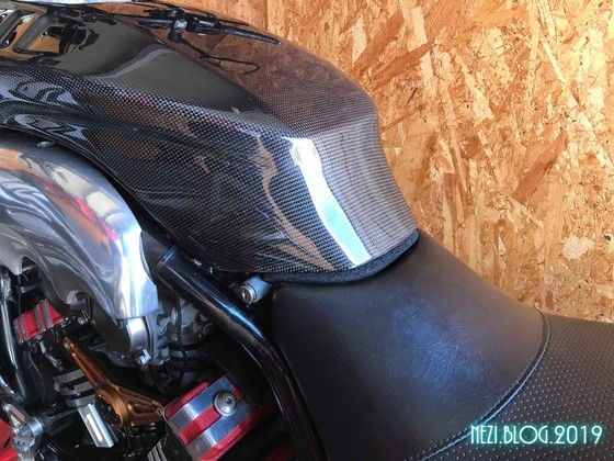 vmax1200 ダミータンク。カーボン。 www.ramblermoto.com