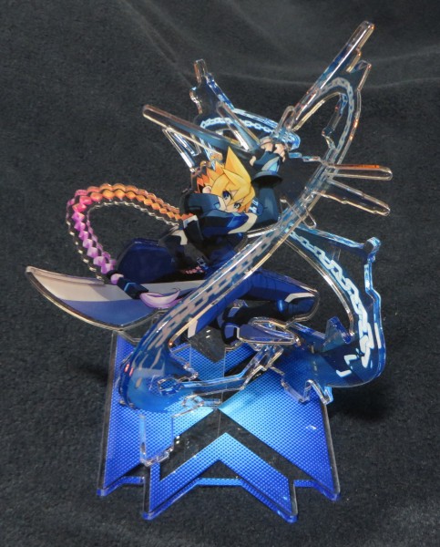 ガンヴォルトのアクリルフィギュア届いた♪ 多重立体構造