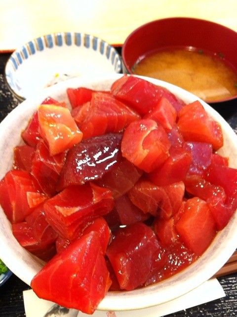 マグロ盛り放題 マグロいっぱい丼 魚市場食堂 清水 食メモ 愛知 横浜b級グルメと飲み記録