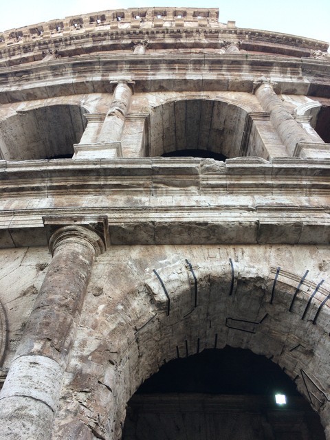 イタリアの旅 ローマ編 古代ローマ帝国の遺跡 フォロ・ロマーノへ