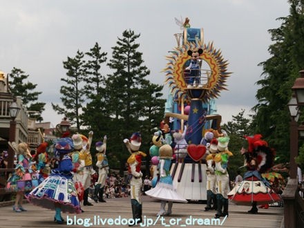 ジュビレーション 最後の週末 そして桜は満開 お父さんのための東京ディズニーリゾート R