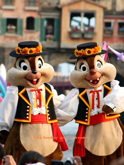 プリマヴェーラなチップ＆デール : お父さんのための東京ディズニー
