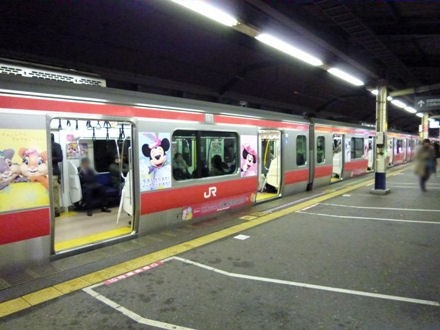 ディズニー イースターワンダーランドの京葉線車両 お父さんのための東京ディズニーリゾート R