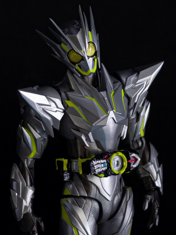 S.H.Figuarts 仮面ライダーゼロワン メタルクラスタホッパー