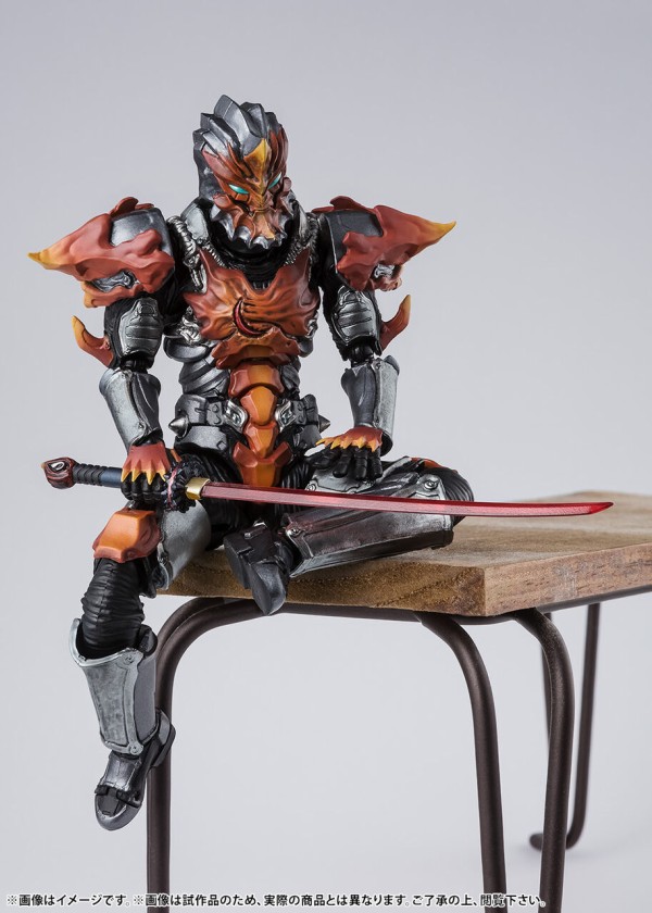 おまたせしました。闇の力、おかりします！「S.H.Figuarts