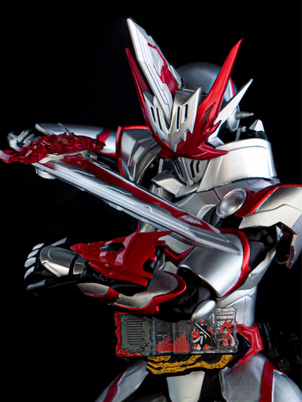 4月4日 日 魂ウェブ商店受注締め切り S H Figuarts 仮面ライダーセイバー ドラゴニックナイト 最新工場サンプル紹介 Tamashii Nations公式ブログ