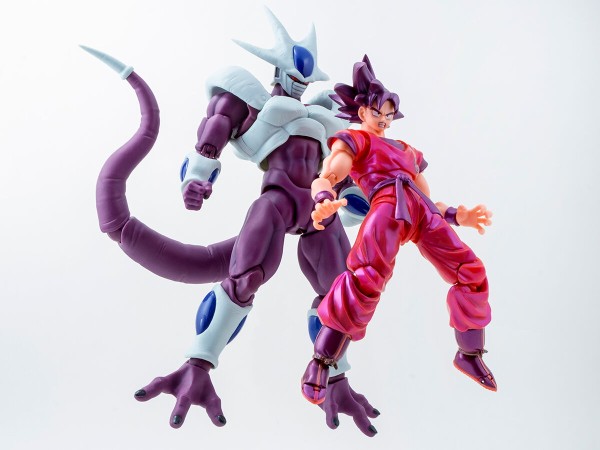 4/25受注締切「S.H.Figuarts クウラ 最終形態」工場サンプル撮り下ろし