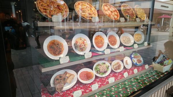 酒々井アウトレット何しに行く 食べに行く フードコートレストラン食事行くならお薦め駐車場 材木の製材と乾燥にこだわる材木屋 千葉県八街材木置き場からのメッセージ 酒々井アウトレット何しに行く 食べに行く フードコートレストラン食事行くならお薦め駐車場 材木の製材と乾燥にこだわる材木屋 千葉県八街材木置き場からのメッセージ