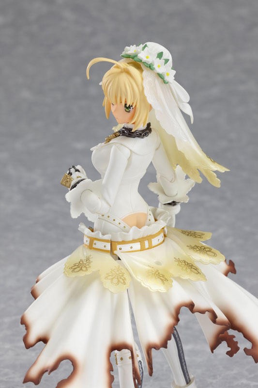 Fate Extra Ccc 限定版特典 Figma セイバー ブライド 彩色見本が公開 タチ読み小僧 W