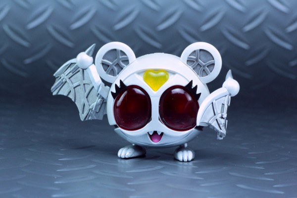 DXサウンド＆LED キバット族 キバーラ レビュー : たごさくライダー写真館