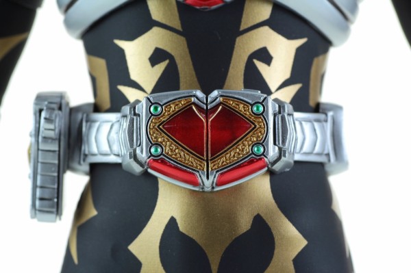 RAH 仮面ライダーカリス レビュー : たごさくライダー写真館