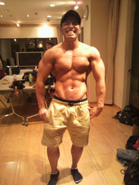 脱いだらすごい 筋肉ムキムキ芸人 一覧 Sugarnews 脱いだらすごい 筋肉ムキムキ芸人 一覧 Sugarnews